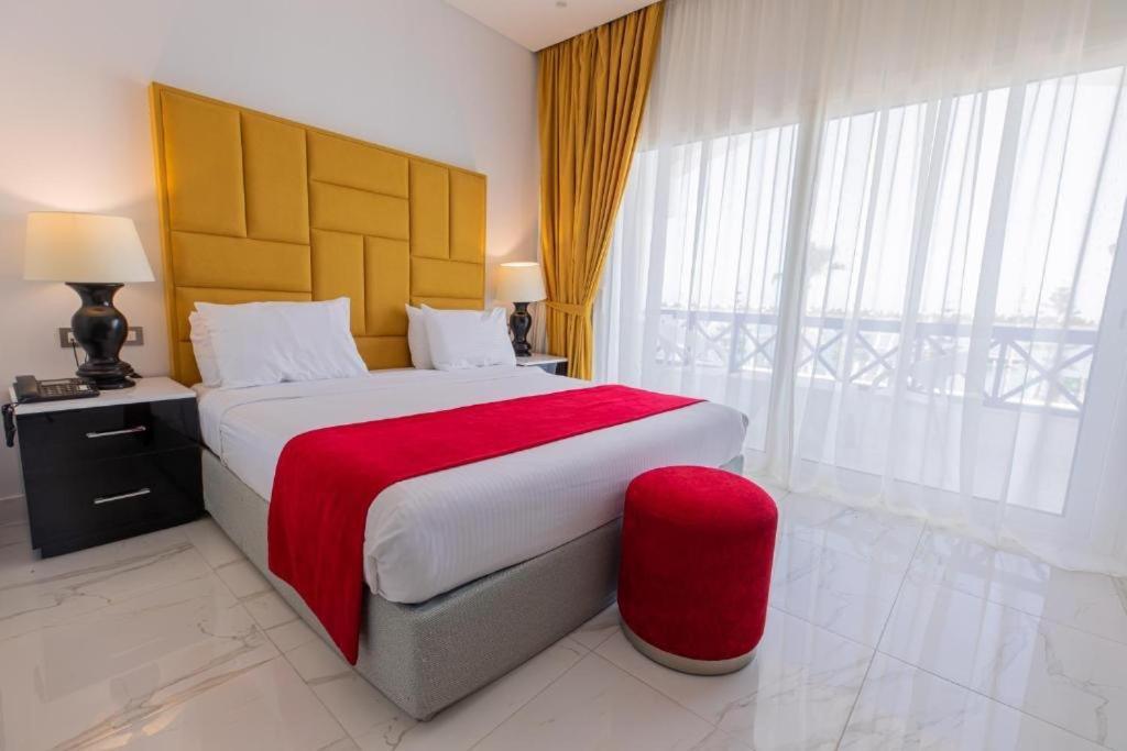 Premium Sea Porto Marina Suite เอลอาลาเมน ภายนอก รูปภาพ