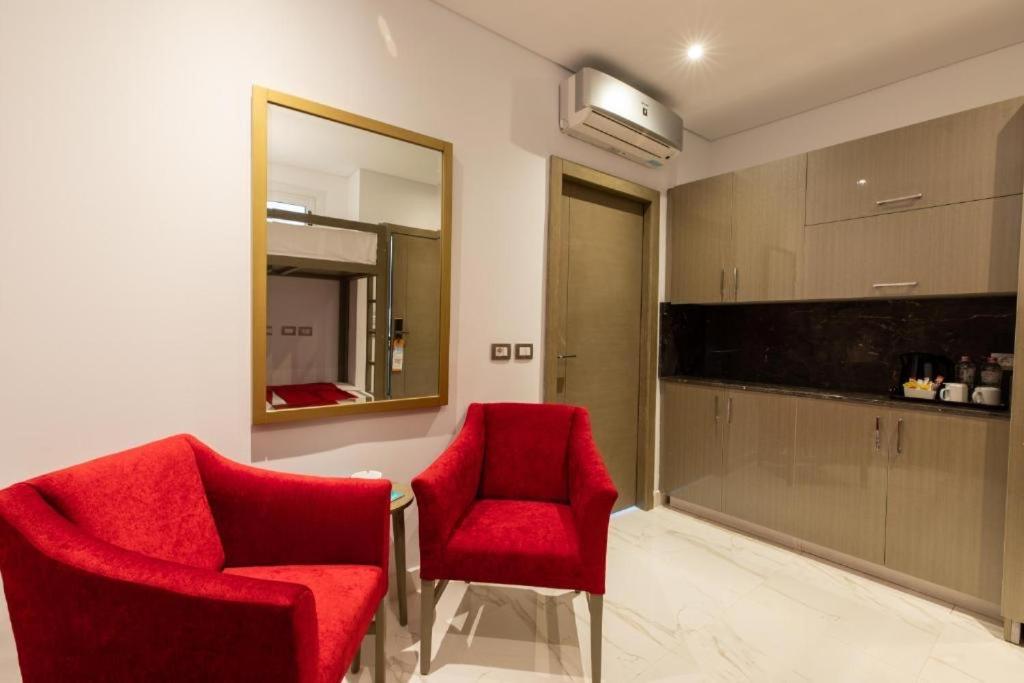 Premium Sea Porto Marina Suite เอลอาลาเมน ภายนอก รูปภาพ